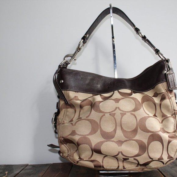 Coach purse - Picture 2 of 3